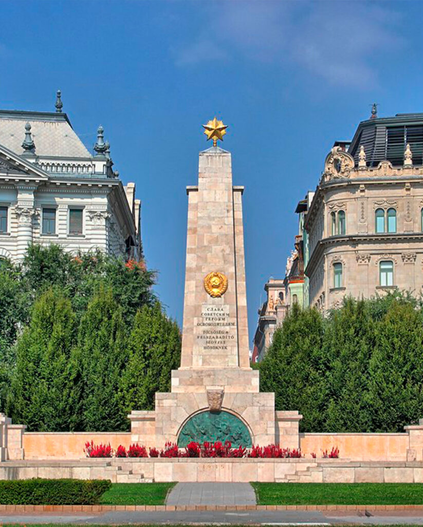 Plaza Libertad Budapest monumento comunista